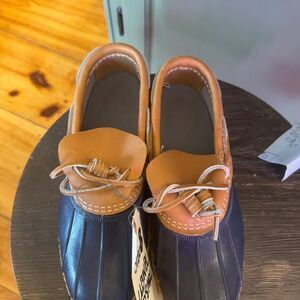 LL Bean Womens 8M Blue Duck Moc 8M